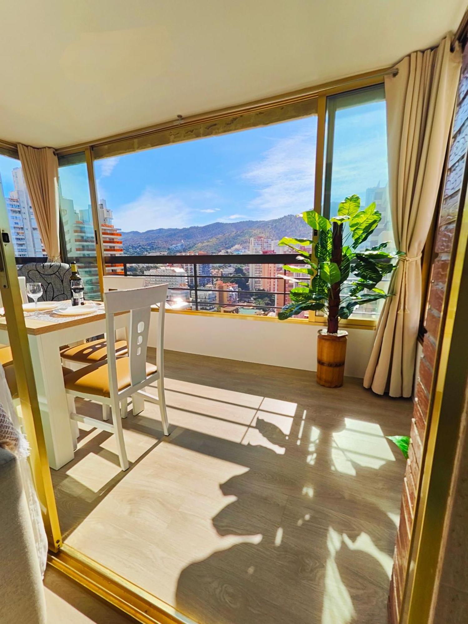 Appartamento Acuarium Lux Benidorm Esterno foto